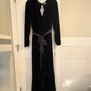 Elegant Black Velvet Pantsuit